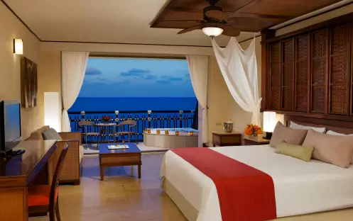 Dreams Riviera Cancun Resort & Spa-Preferred-Club-Ocean-Front-Honeymoon-Suite-2_4413 Dreams Riviera Cancun Resort & Spa-Preferred-Club-Ocean-Front-Honeymoon-Suite-2_4413